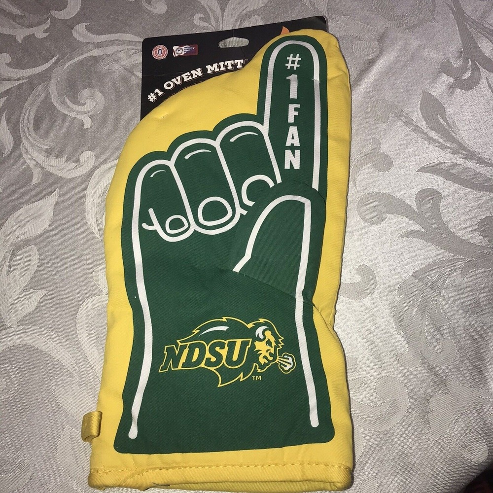 NCAA FCS North Dakota‎ State Bison #1 Fan Oven Mitt By "You the Fan"